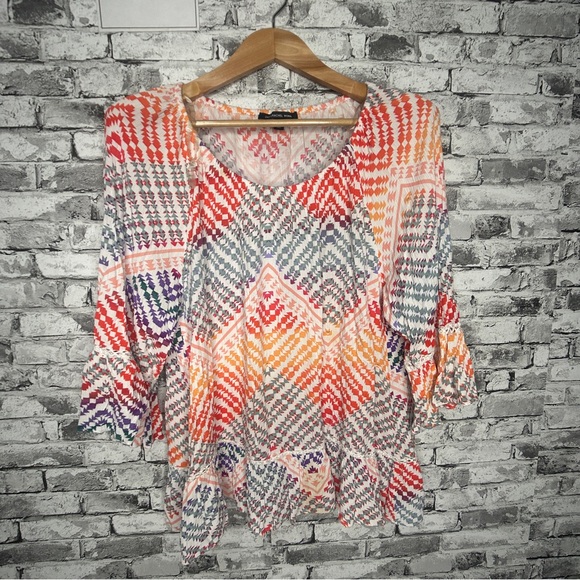 Zac & Rachel Tops - EUC Zac & Rachel Multicolor Geometric Blouse Size 2X